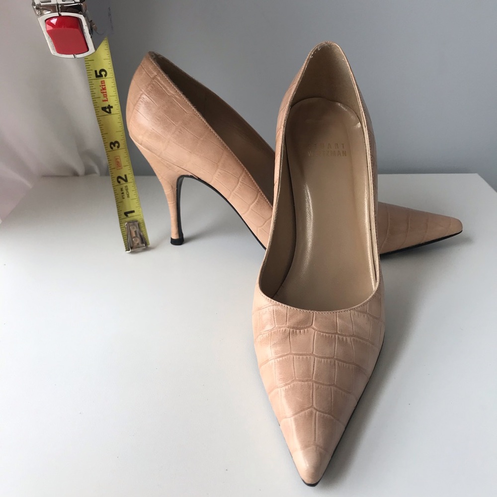 Stuart Weitzman Pink snakeskin pointy pumps heel
